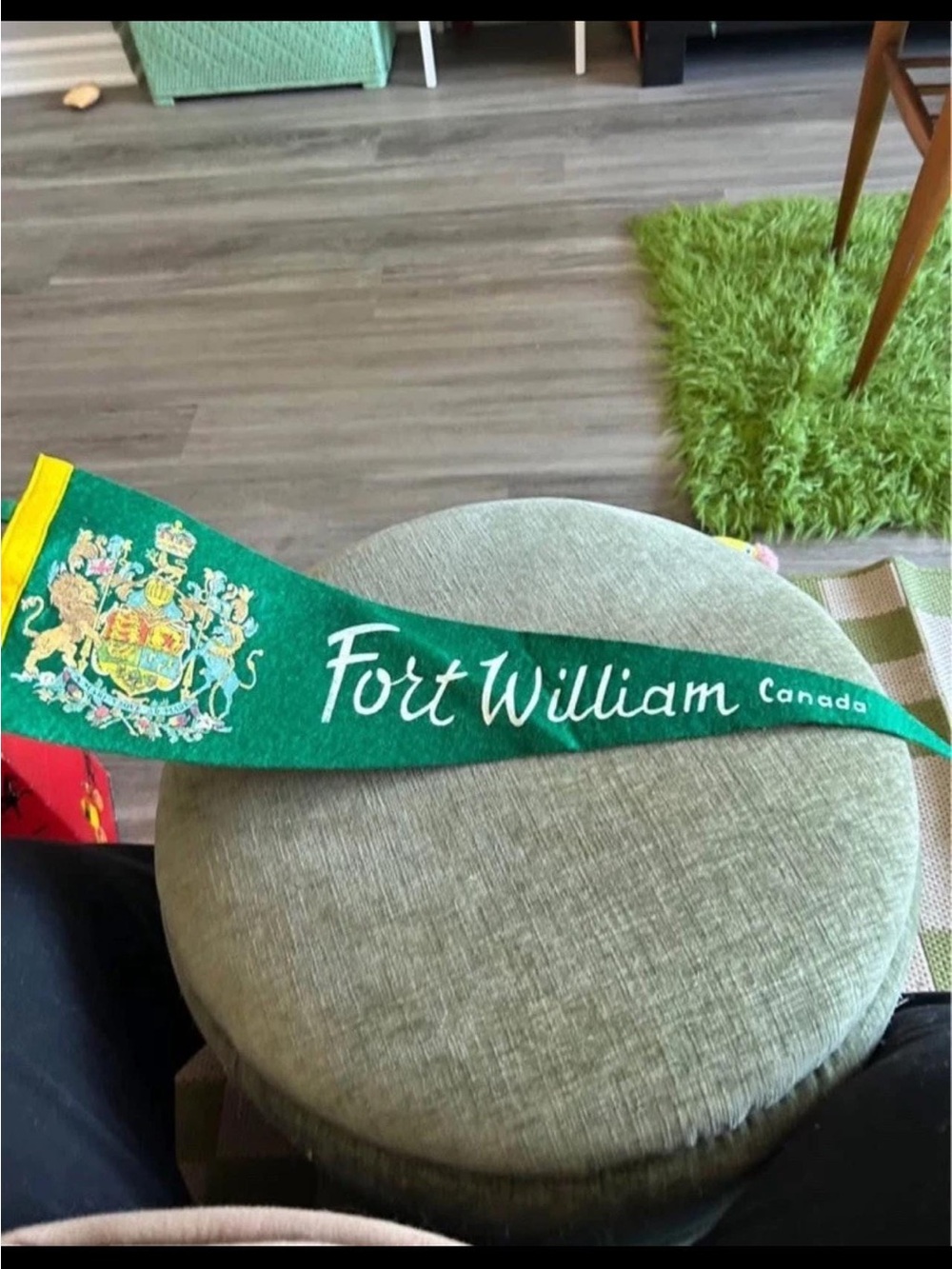 Vintage Fort William Canada Felt Pennant - Green